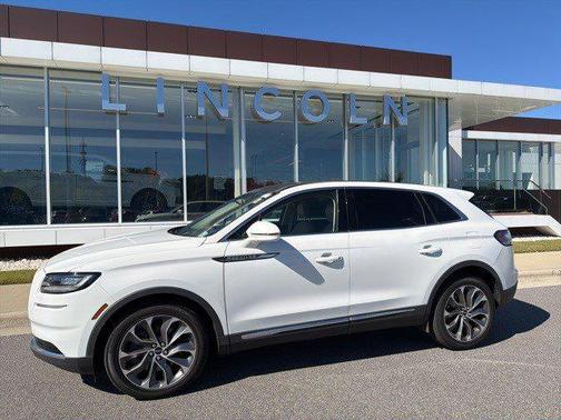 2022 Lincoln Nautilus Reserve