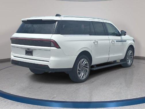 Pristine White 2027 Lincoln Navigator Reserve