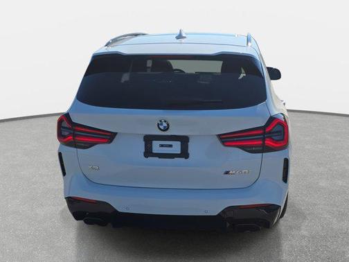 2024 BMW X3 M40i