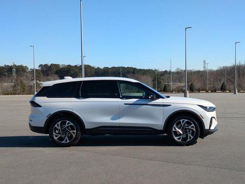 2025 Lincoln Nautilus Premiere