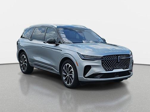 2025 Lincoln Nautilus Reserve