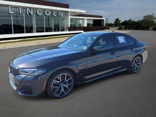 2022 BMW 530e Base