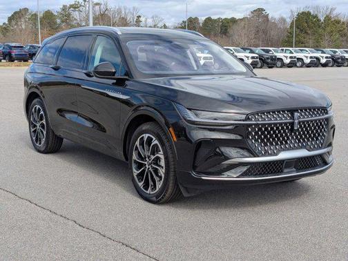 2025 Lincoln Nautilus Reserve