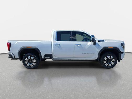 2024 GMC Sierra 2500 Denali