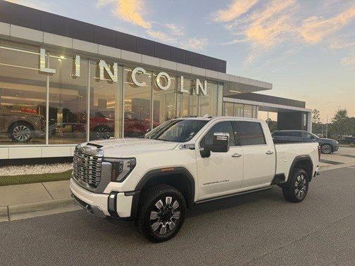 2024 GMC Sierra 2500 Denali