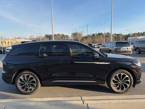 2024 Lincoln Nautilus Reserve