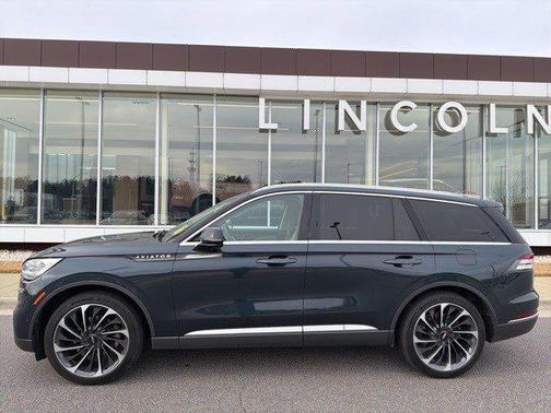 2022 Lincoln Aviator Reserve