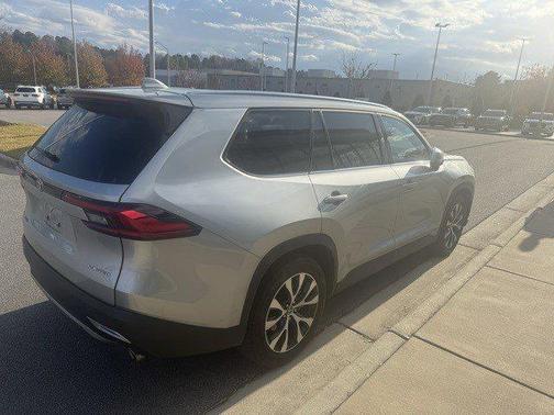 2024 Toyota Grand Highlander Hybrid Limited MAX