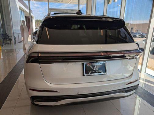 2025 Lincoln Nautilus Black Label