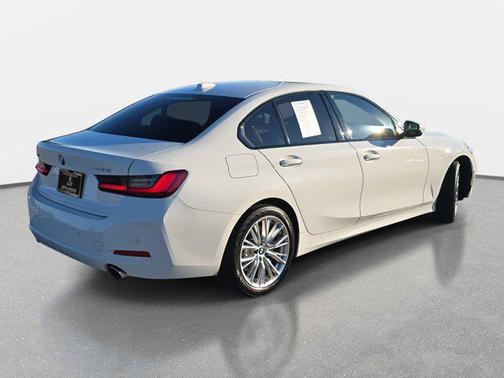 2023 BMW 330 xDrive