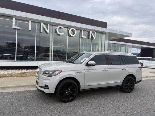 2024 Lincoln Navigator Reserve