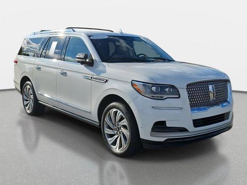 2023 Lincoln Navigator Reserve