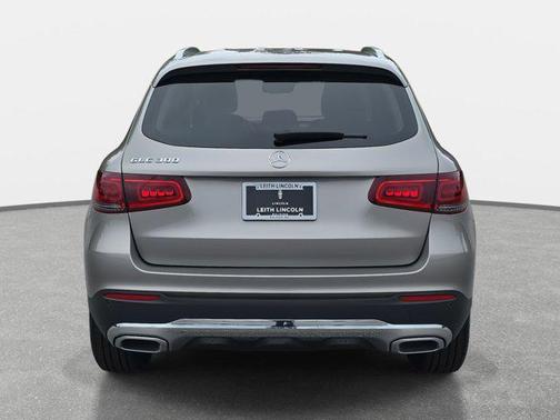 2022 Mercedes-Benz GLC 300 Base