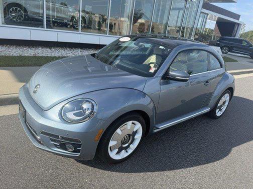 2019 Volkswagen Beetle 2.0T SE