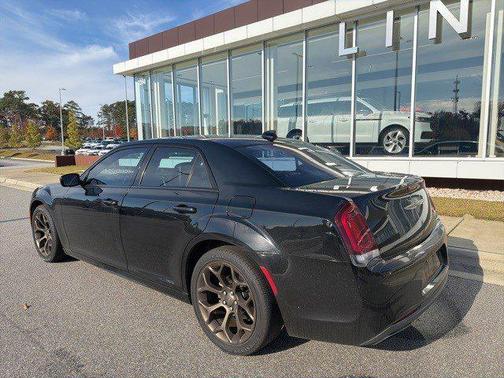 2016 Chrysler 300 S