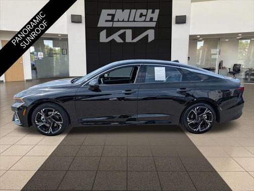 2025 Kia K5 GT-Line