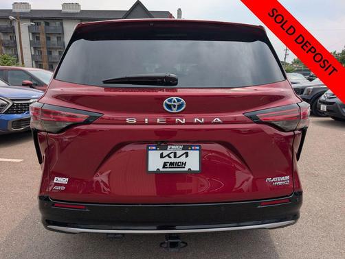 2024 Toyota Sienna Platinum 7 Passenger