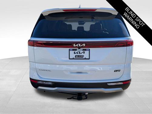2023 Kia Carnival EX