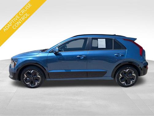Mineral Blue 2023 Kia Niro EV Wave