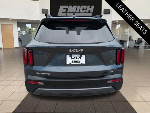 2023 Kia Sorento S