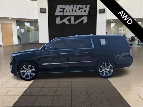 2017 Cadillac Escalade ESV Luxury