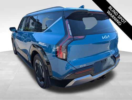 2024 Kia EV9 Land