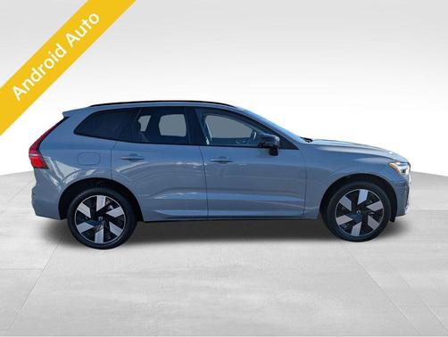 2024 Volvo XC60 Recharge Plug-In Hybrid T8 Plus Dark Theme