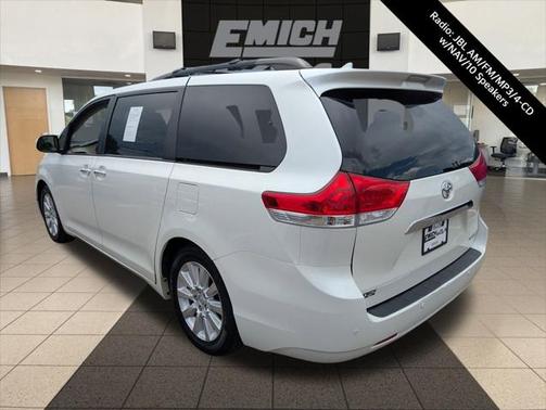 2014 Toyota Sienna XLE