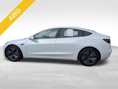 Pearl White Multi-Coat 2020 Tesla Model 3 Long Range