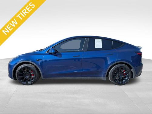 2022 Tesla Model Y Performance Dual Motor All-Wheel Drive