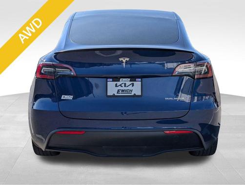 2022 Tesla Model Y Performance Dual Motor All-Wheel Drive
