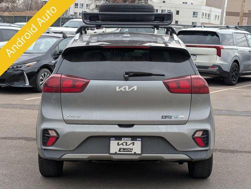 2022 Kia Niro LXS