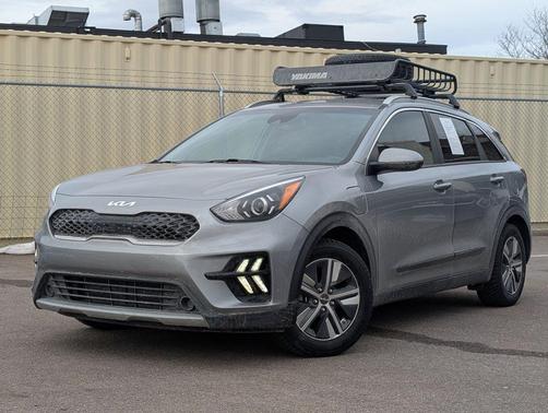 2022 Kia Niro LXS