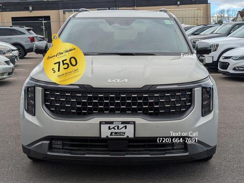 2025 Kia Carnival SX