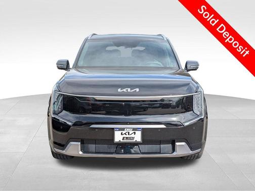 Aurora Black Pearl 2024 Kia EV9 Land