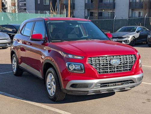 2021 Hyundai VENUE SE