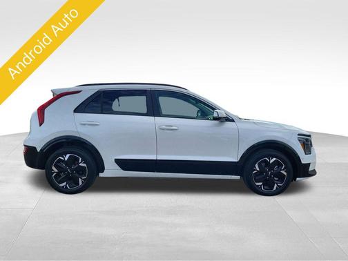 2023 Kia Niro EV Wave