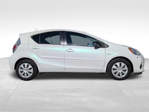 2013 Toyota Prius c Two