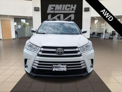 2017 Toyota Highlander XLE
