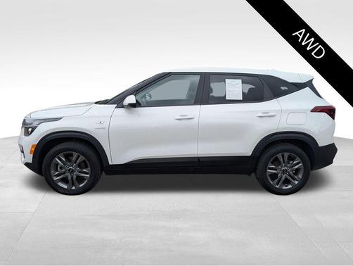 2023 Kia Seltos LX