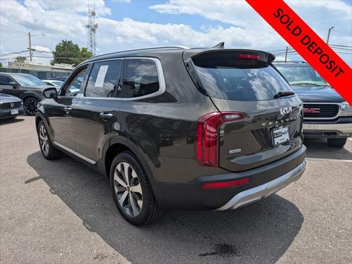2022 Kia Telluride S