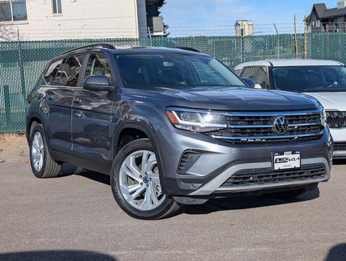 2022 Volkswagen Atlas 3.6L SE w/Technology