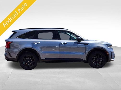Everlasting Silver 2023 Kia Sorento SX