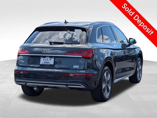 Manhattan Gray Metallic 2023 Audi Q5 40 Premium Plus