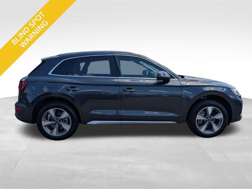 Manhattan Gray Metallic 2023 Audi Q5 40 Premium Plus