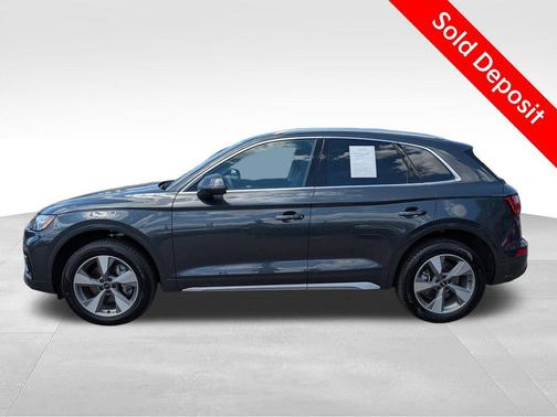 Manhattan Gray Metallic 2023 Audi Q5 40 Premium Plus