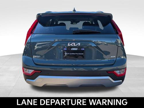 2023 Kia Niro EX