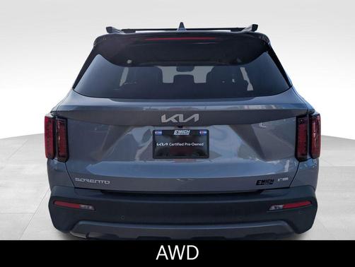 2023 Kia Sorento S