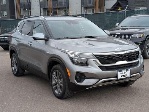 2023 Kia Seltos S