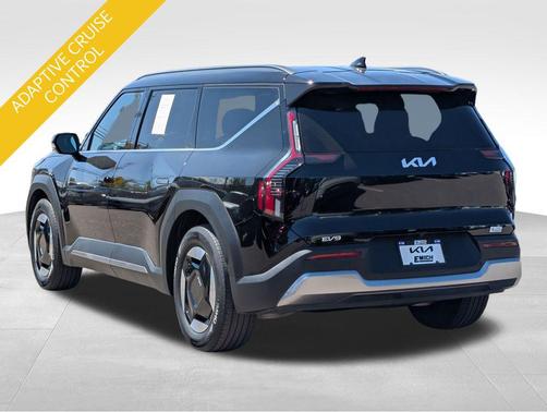 Aurora Black Pearl 2024 Kia EV9 Wind